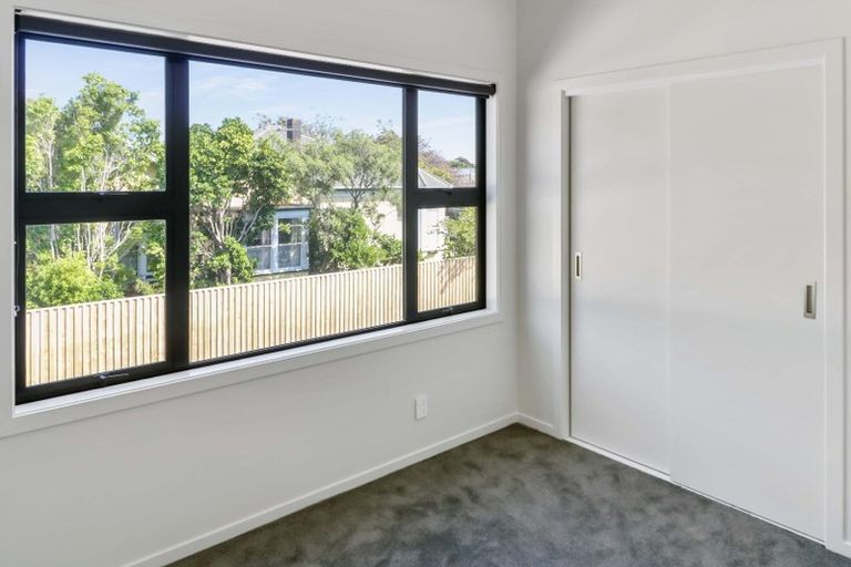 Photo of property in 6/489 Riverside Drive, Fairfield, Lower Hutt, 5011