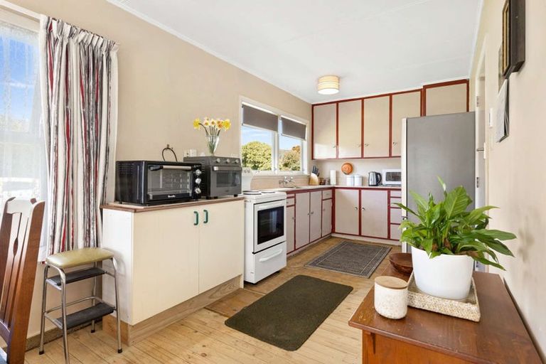 Photo of property in 38 Tennyson Crescent, Stoke, Nelson, 7011