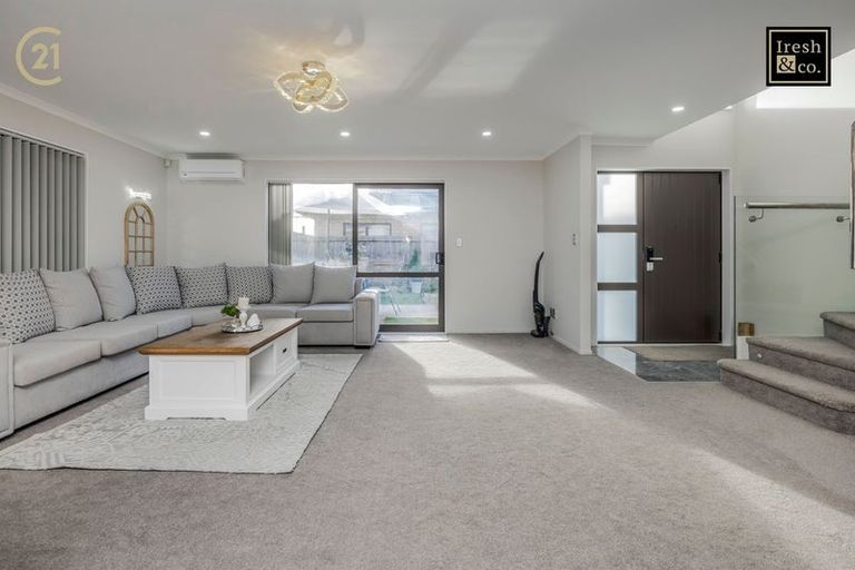 Photo of property in 56b Cambridge Terrace, Papatoetoe, Auckland, 2025