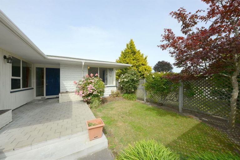 Photo of property in 44 Gladson Avenue, Sockburn, Christchurch, 8042