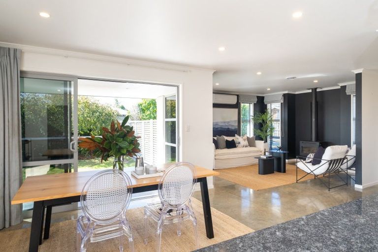 Photo of property in 5 Waitaha Place, Clive, 4102