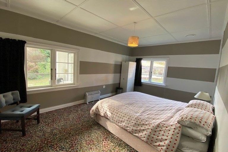 Photo of property in 210 Stone Street, Wanaka, 9305