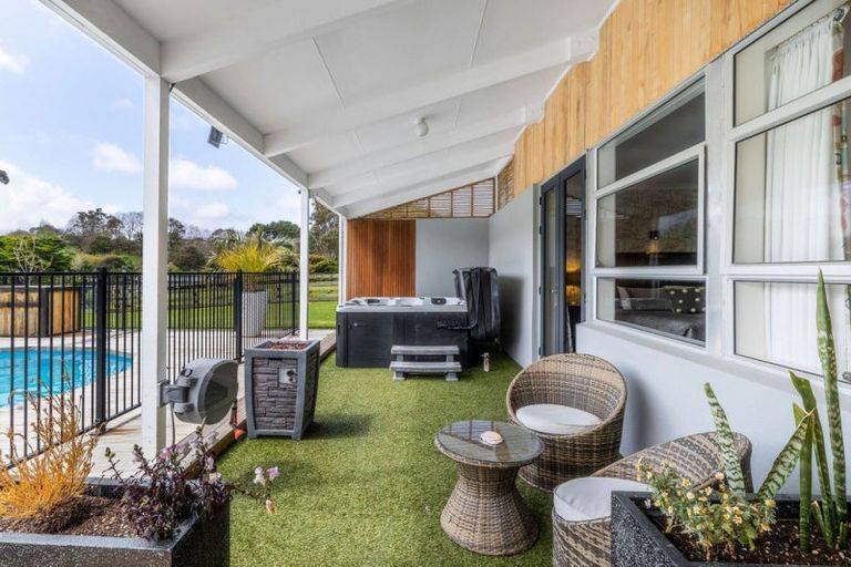 Photo of property in 22 Pickwick Road, Otamatea, Wanganui, 4571