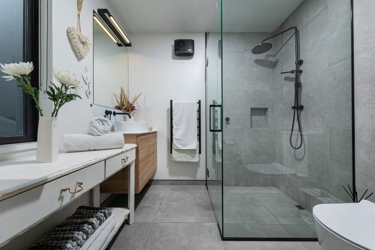 Photo of property in Northlake, 76 Northlake Drive, Wanaka, 9305