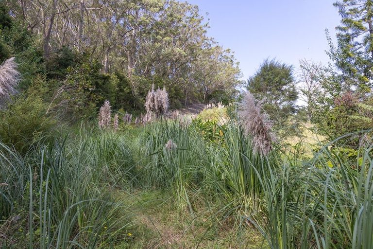 Photo of property in 35 Punga Grove Avenue, Riverside, Whangarei, 0112