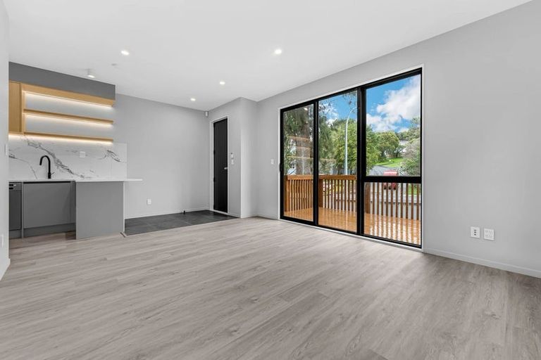 Photo of property in 87b Salamanca Road, Sunnynook, Auckland, 0620