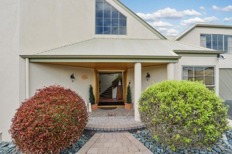 Photo of property in 16 Willow Grove, Morrinsville, 3300