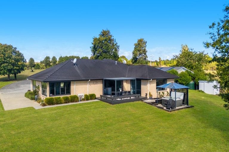 Photo of property in 1518 Great South Road, Ramarama, Drury, 2579