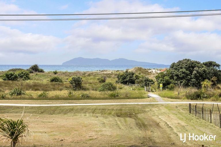 Photo of property in 126 Seaforth Road, Waihi Beach, 3611