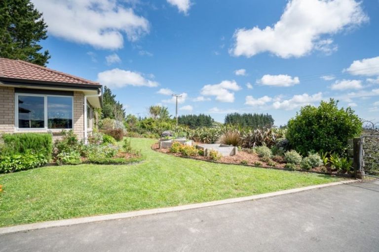 Photo of property in 265 Ngahere Park Road, Turitea, Palmerston North, 4472