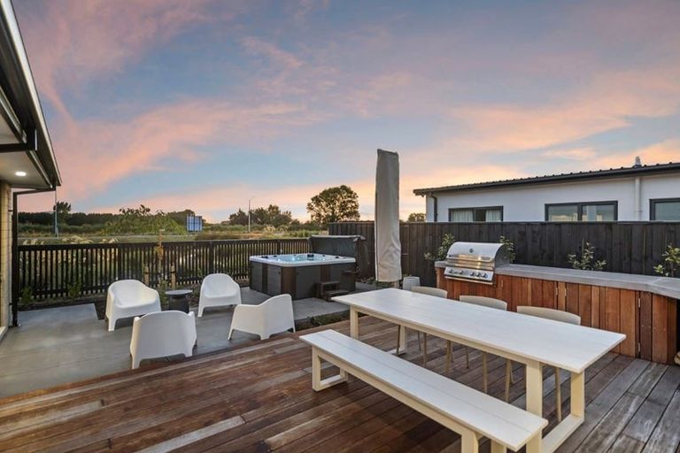 Photo of property in 9 Mills Road, Marshland, Christchurch, 8051