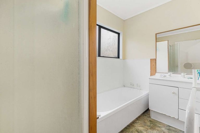 Photo of property in 8 Myrlene Place, Nawton, Hamilton, 3200