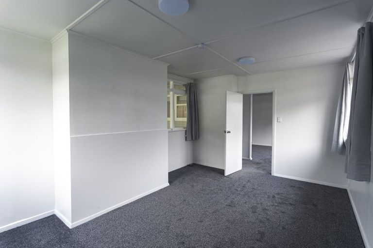 Photo of property in 30-32 Delaney Drive, Stokes Valley, Lower Hutt, 5019