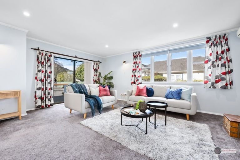 Photo of property in 72 Black Beech Street, Birchville, Upper Hutt, 5018