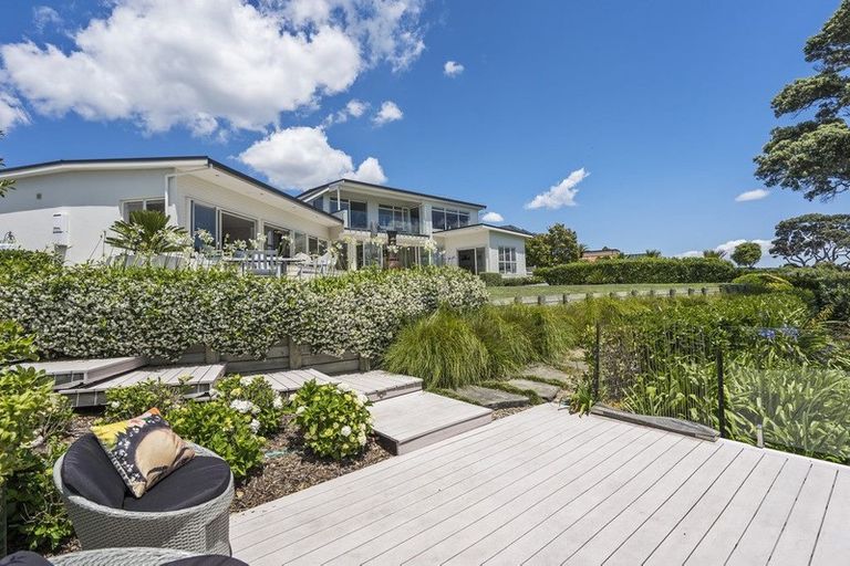 Photo of property in 24 Stevenson Way, Cockle Bay, Auckland, 2014