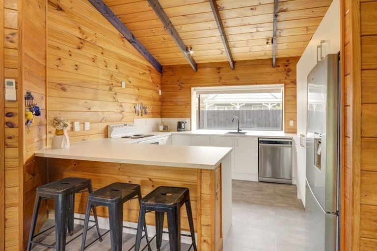 Photo of property in 26 Holland Drive, Kaiapoi, 7630