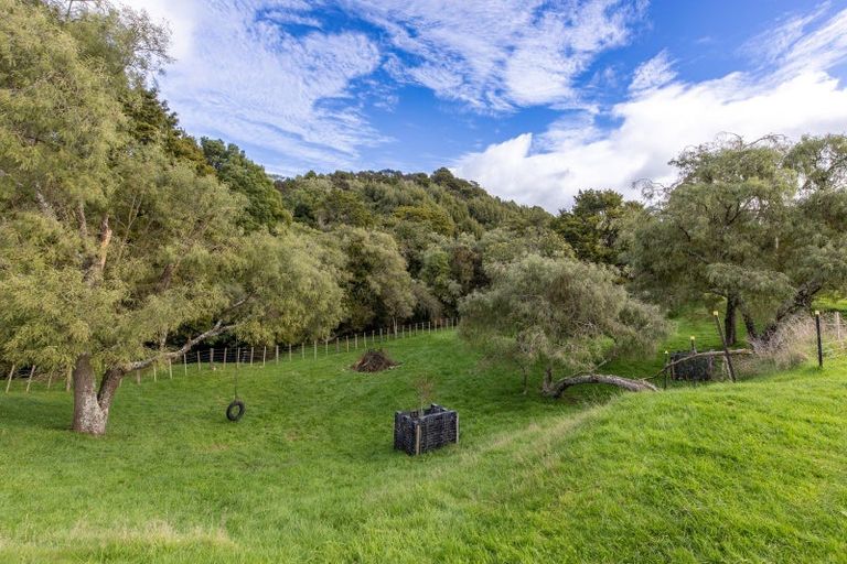 Photo of property in 137 Kiritaki Road, Dannevirke, 4972