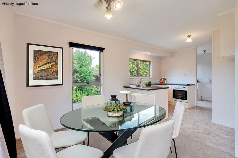 Photo of property in 16 Tatariki Street, Rosehill, Papakura, 2113