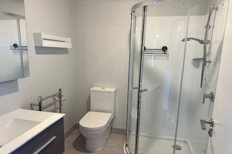 Photo of property in 15/11 Ray Small Drive, Papakura, 2110