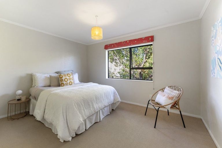 Photo of property in 6 Pinewood Grove, Paraparaumu Beach, Paraparaumu, 5032