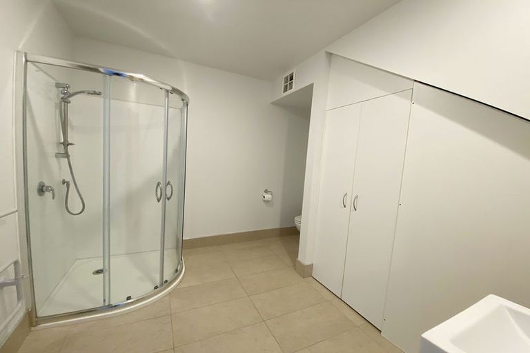 Photo of property in 1/63 Kestev Drive, Flat Bush, Auckland, 2016