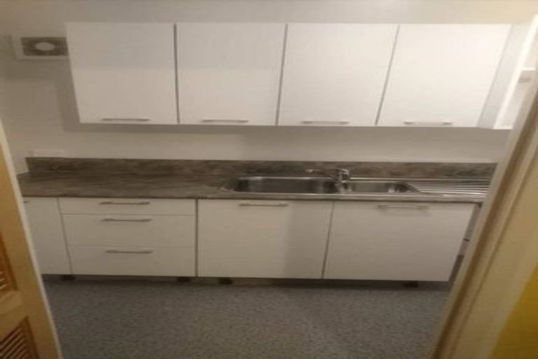 Photo of property in 11 East Street, Terrace End, Palmerston North, 4410