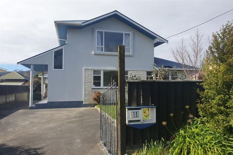 Photo of property in 11 Charleston Avenue, Boulcott, Lower Hutt, 5011