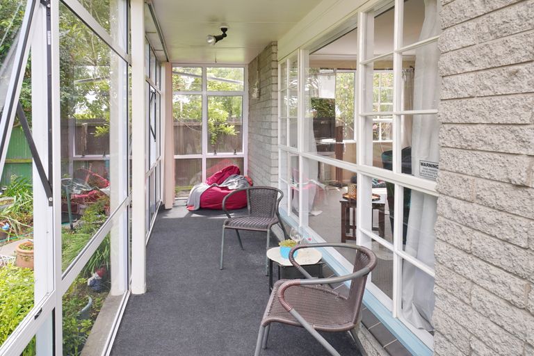 Photo of property in 9a Quinton Place, Bishopdale, Christchurch, 8053