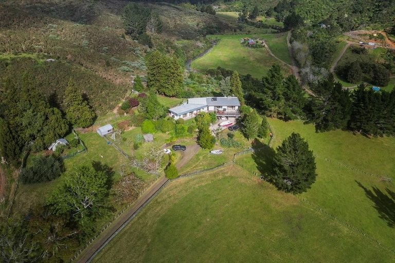 Photo of property in 555 Mill Creek Road, Kaimarama, Whitianga, 3591