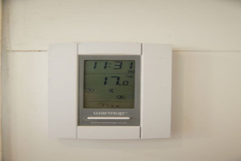 Photo of property in 53 Garden Road, Northland, Wellington, 6012