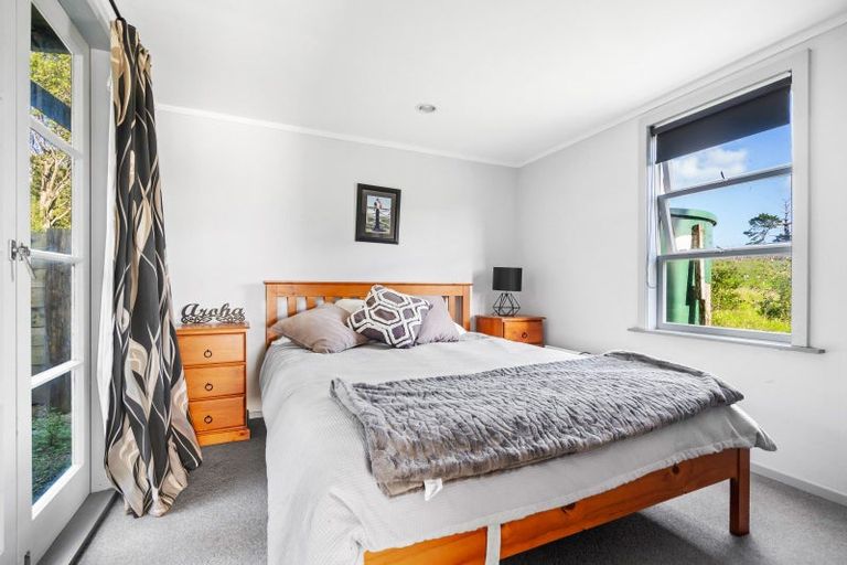 Photo of property in 51 Sterling Road, Paparoa, 0571