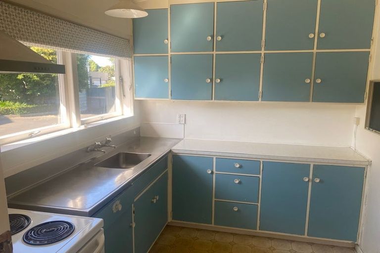 Photo of property in 91 Churchill Avenue, Hokowhitu, Palmerston North, 4410