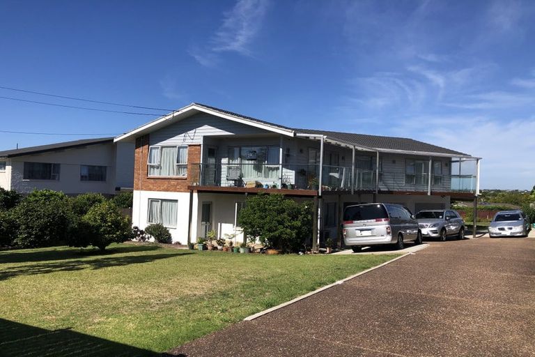 Photo of property in 194 Bleakhouse Road, Mellons Bay, Auckland, 2014