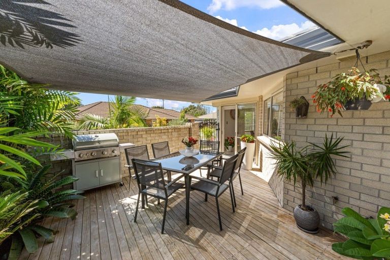 Photo of property in 4 Palm Court, Mount Maunganui, 3116