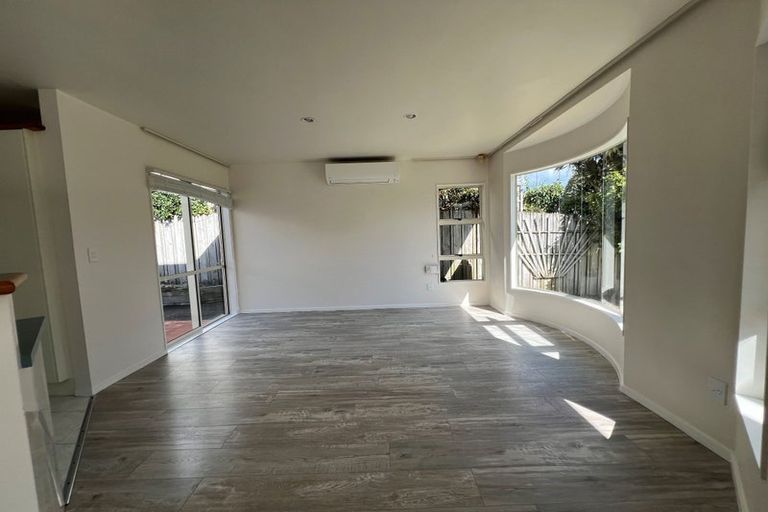 Photo of property in 36a Crichton Terrace, Hauraki, Auckland, 0622