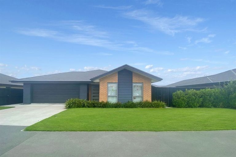 Photo of property in 8 Te Kereme Street, Marshland, Christchurch, 8083