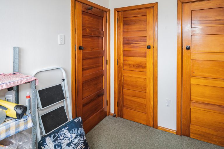 Photo of property in 16-16a Pembroke Street, Oamaru North, Oamaru, 9400