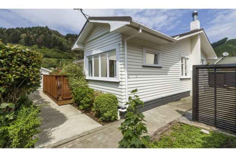 Photo of property in 1/1 Hinau Street, The Brook, Nelson, 7010