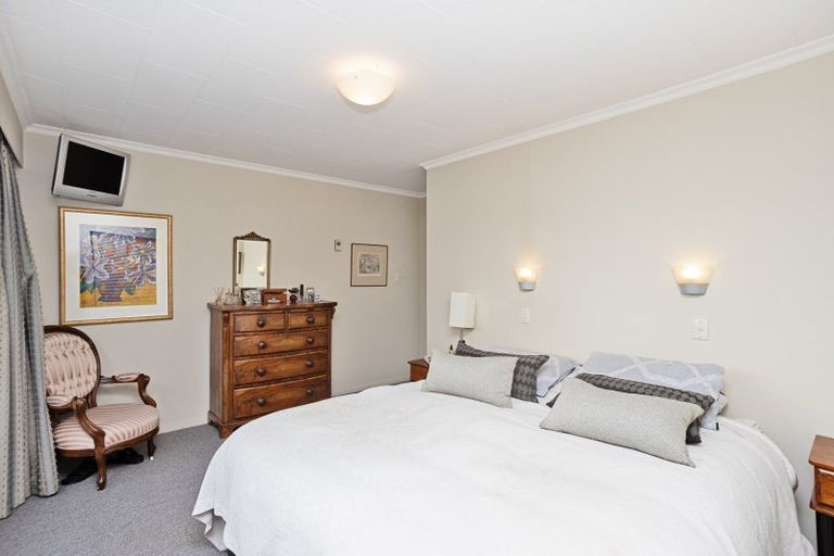 Photo of property in 105 Gladstone Terrace, Gladstone, Invercargill, 9810