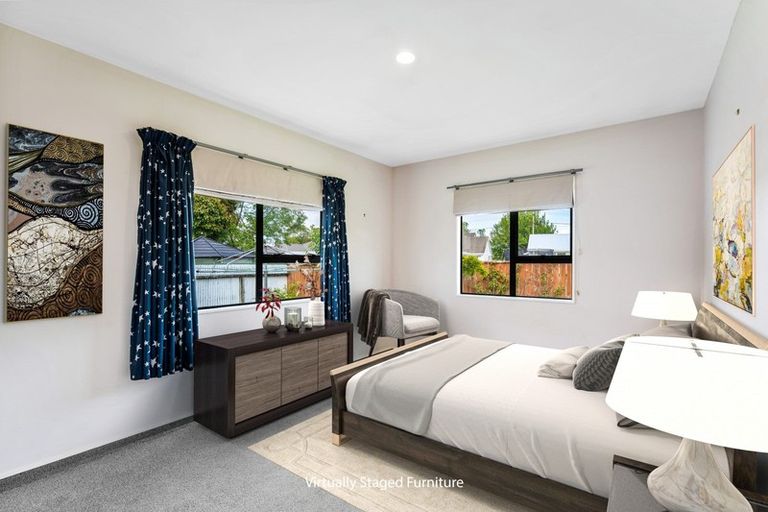 Photo of property in 10 Comeskey Grove, Elderslea, Upper Hutt, 5018