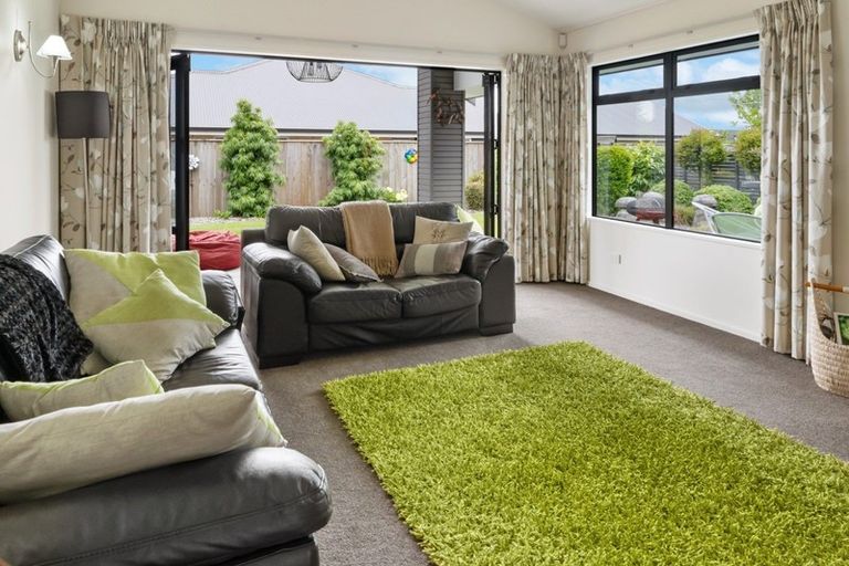 Photo of property in 12 John Sutton Place, Richmond, 7020