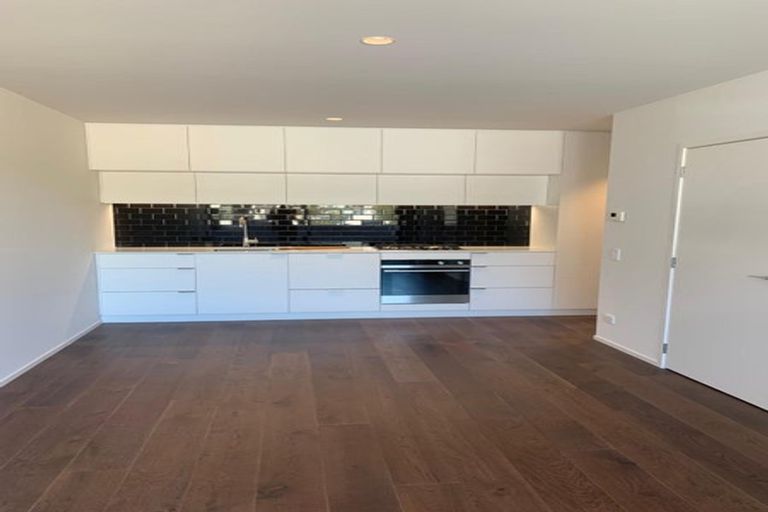 Photo of property in 19 Jean Caldwell Way, Island Bay, Wellington, 6023