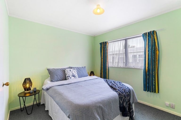 Photo of property in 10a Oxford Crescent, Ebdentown, Upper Hutt, 5018