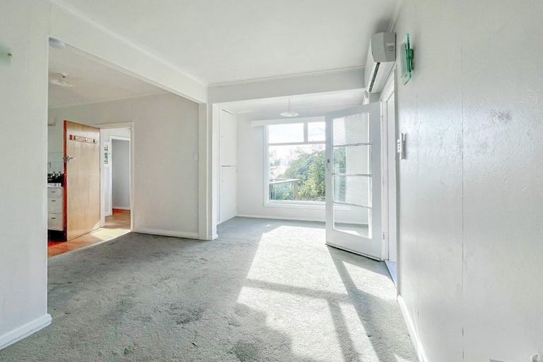 Photo of property in 6 Matai Terrace, Eastbourne, Lower Hutt, 5013
