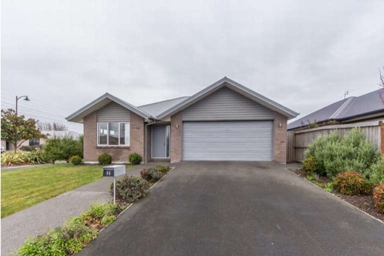 Photo of property in 46 Little Oaks Drive, Yaldhurst, Christchurch, 8042