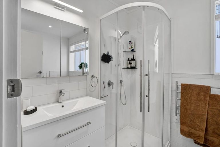 Photo of property in 11b Hine Street, New Plymouth, 4310