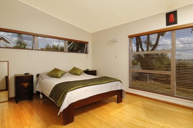 Photo of property in 68a Carlisle Road, Browns Bay, Auckland, 0630