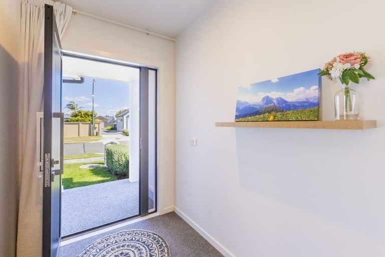 Photo of property in 18 Hunter Drive, Awatoto, Napier, 4110