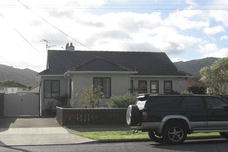 Photo of property in 95 Waddington Drive, Naenae, Lower Hutt, 5011