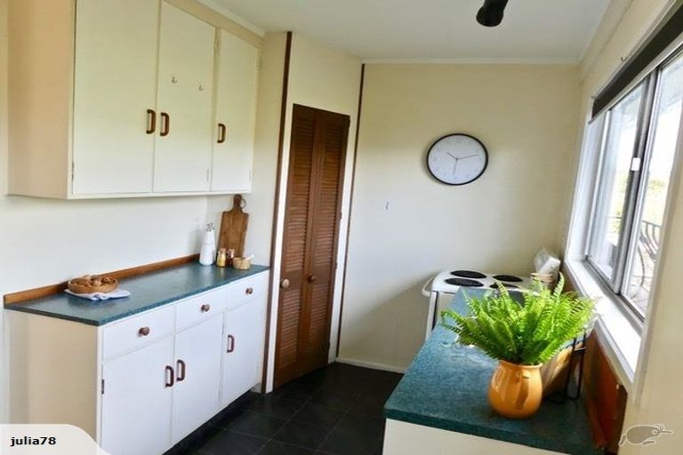 Photo of property in 1/38 Lynden Avenue, Hillcrest, Auckland, 0627